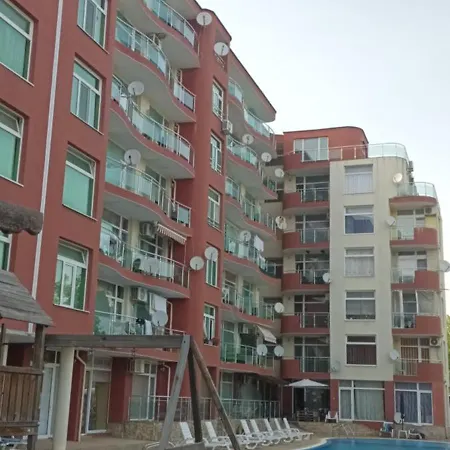 компактен тристаен апартамент Apartment